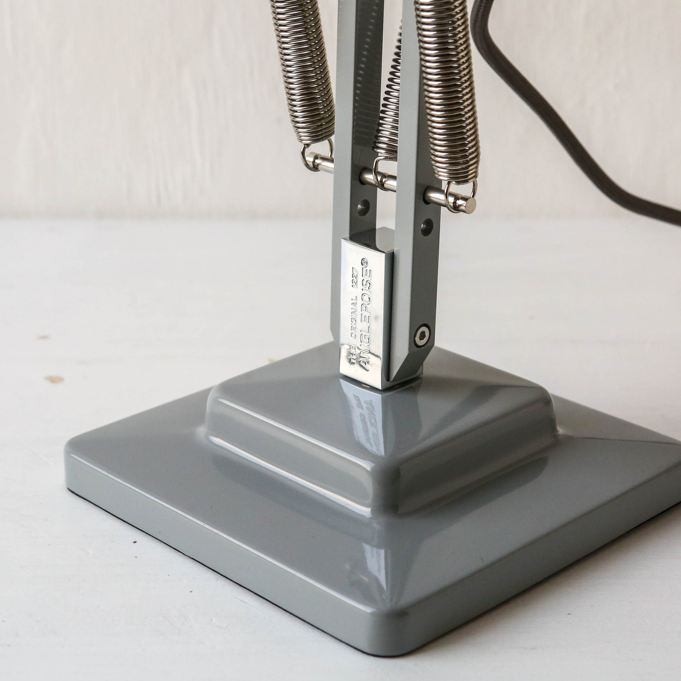 Anglepoise Original 1227™ Desk Lamp - Dove Grey