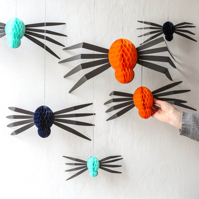 Hanging Honeycomb Spiders - Pack of 12