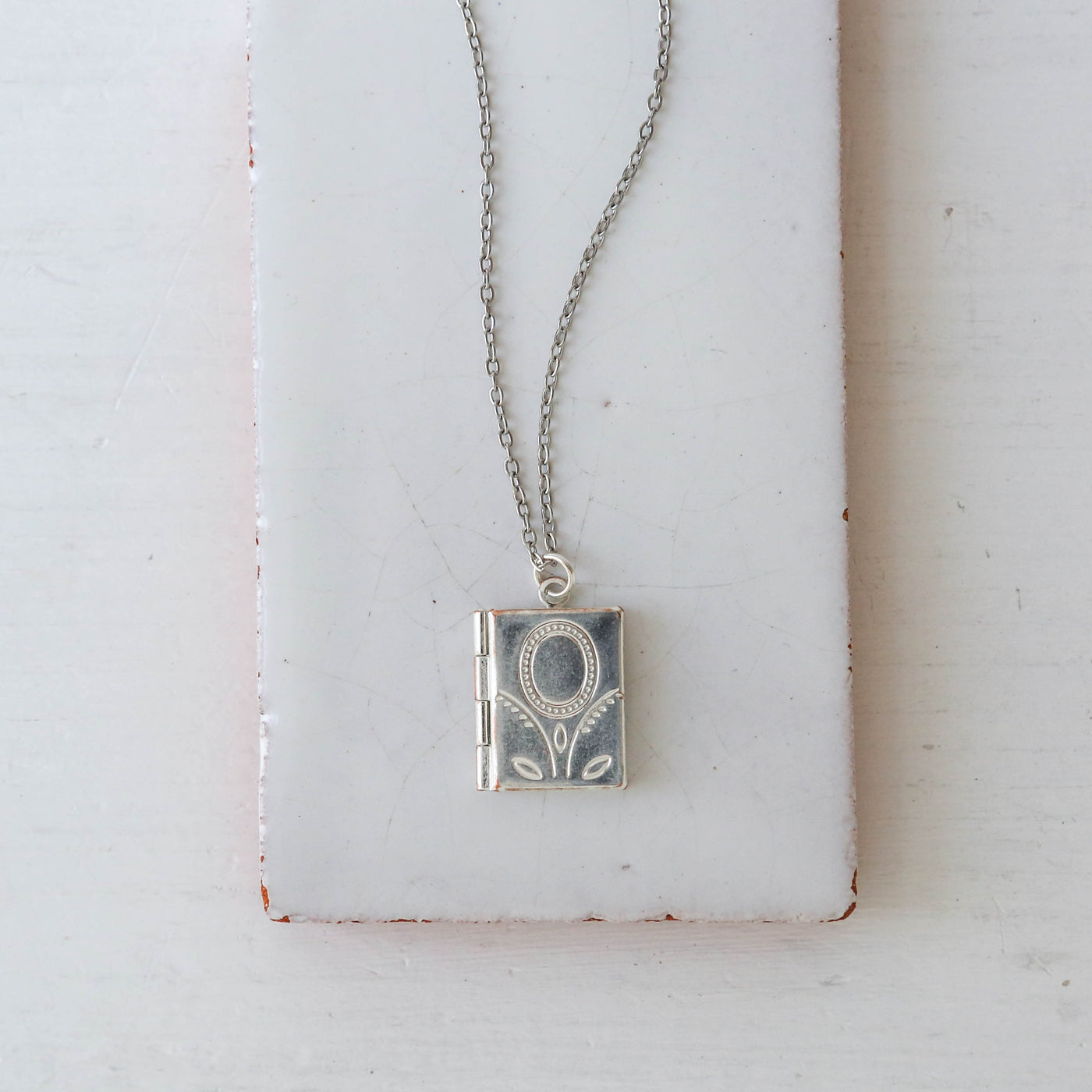Deco Flower Miniature Book Locket