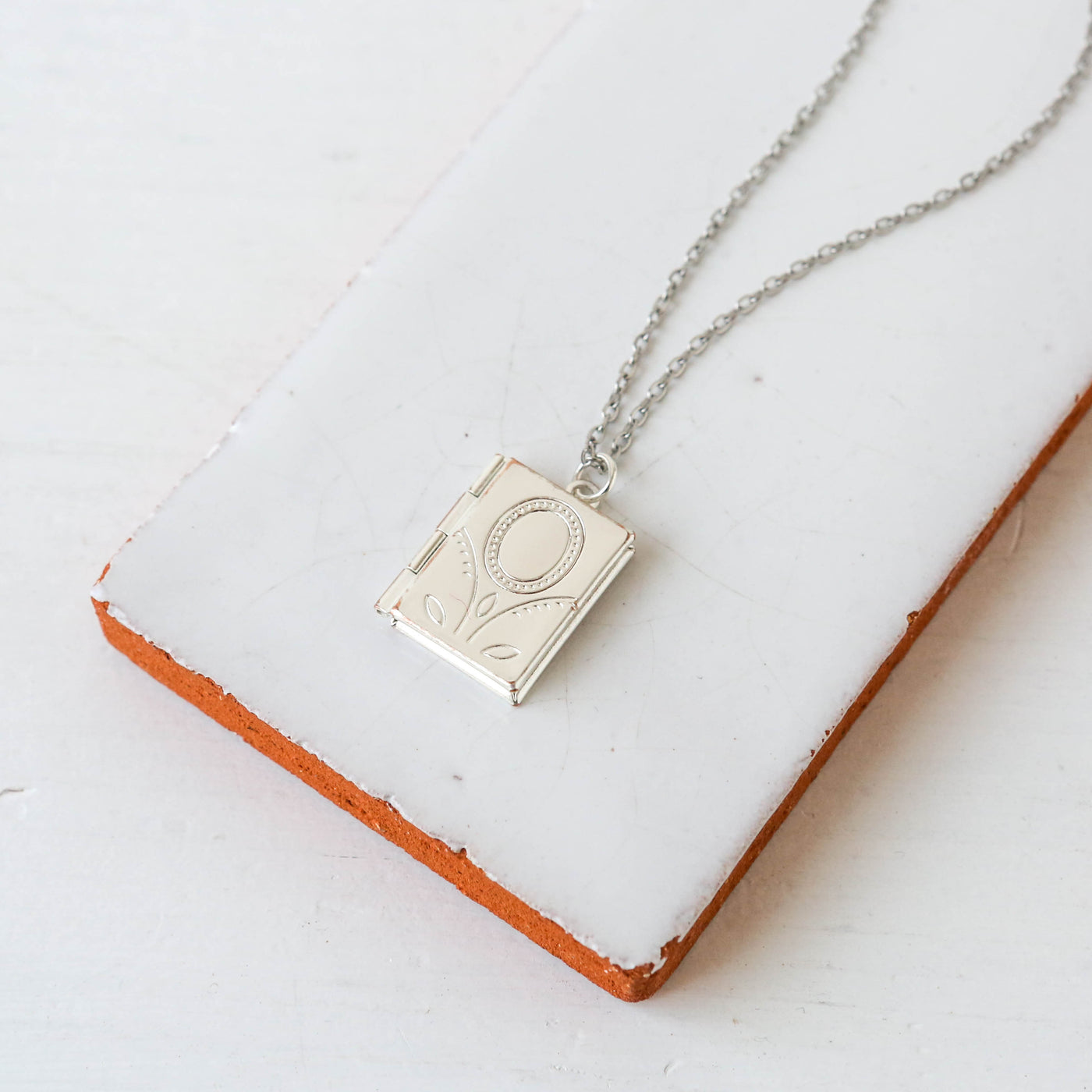 Deco Flower Miniature Book Locket