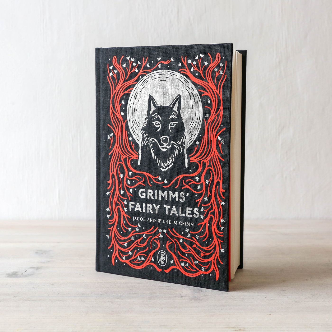 Collect a Rainbow - Grimm's Fairy Tales Clothbound