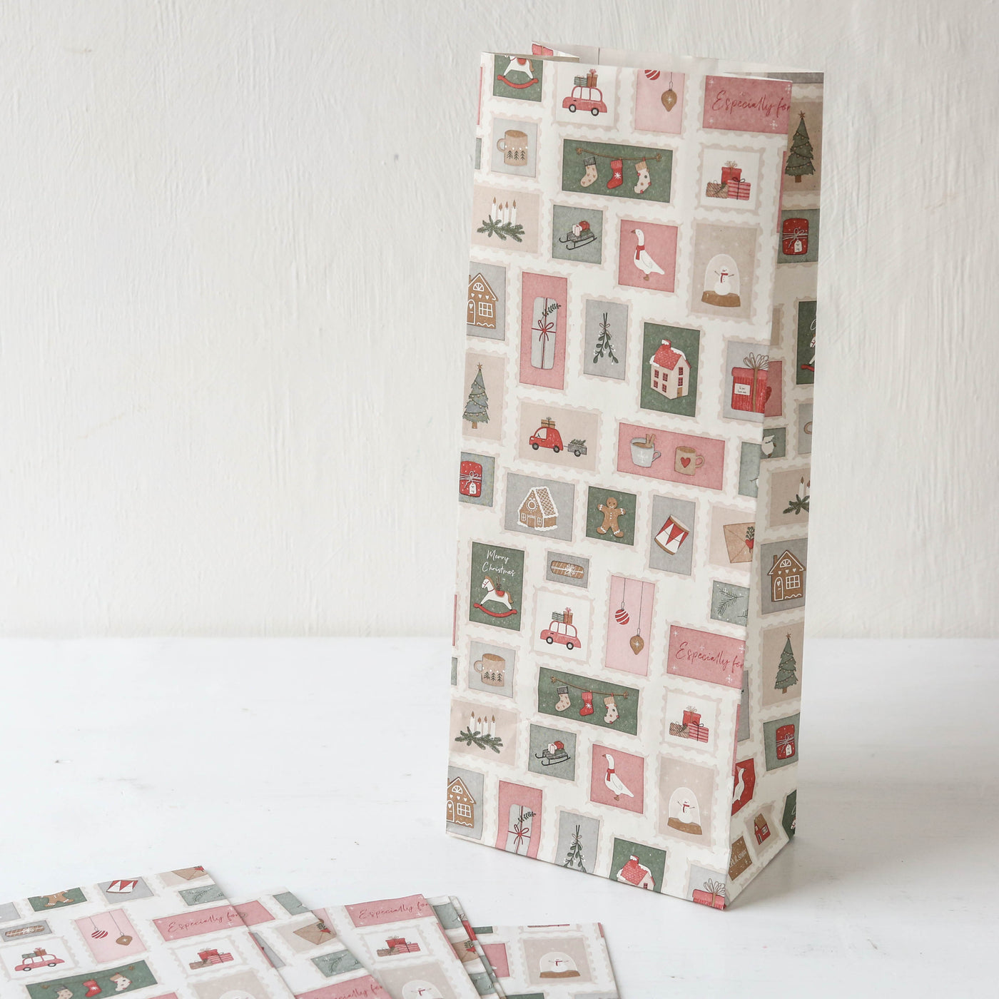 Pack of 10 Christmas Stamp Design Gift Bags - Medium