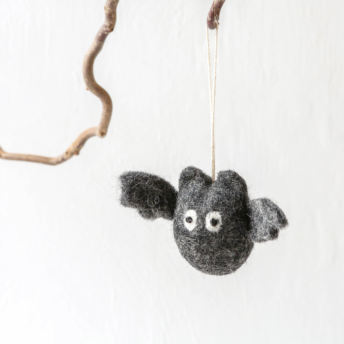 Spooky Bat Felt Hanging Decoration