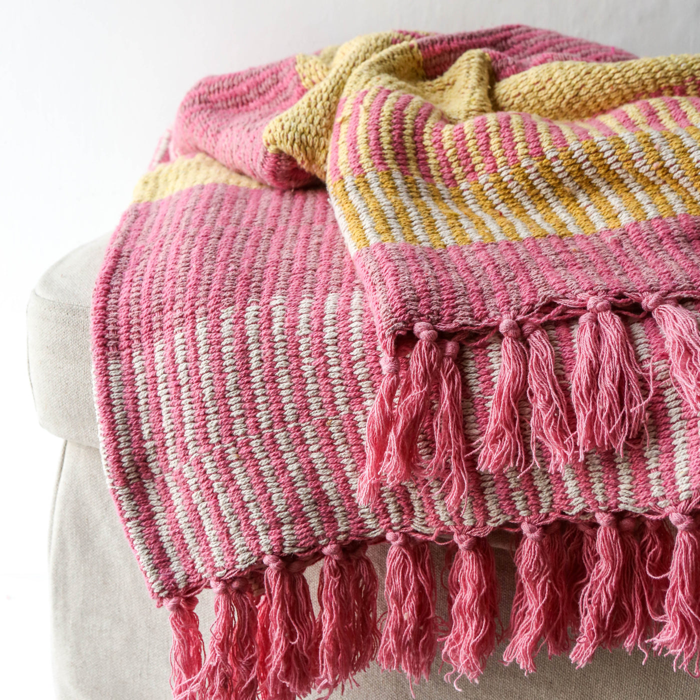 Isnel Recycled Cotton Throw - Pink