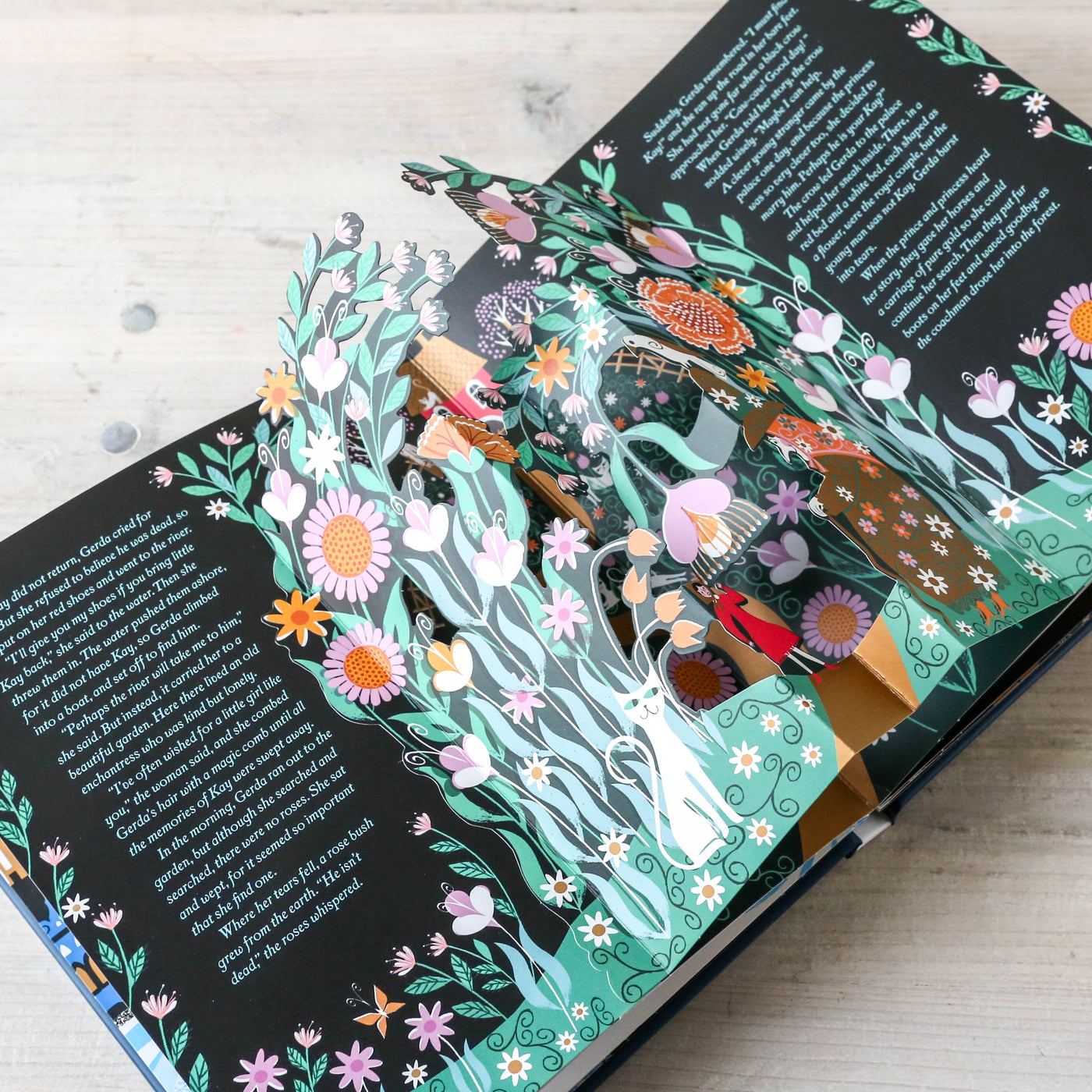 The Snow Queen Pop-Up Book