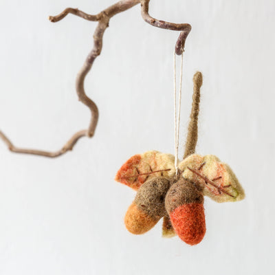 Acorns on Leaves Felt Hanging Decoration