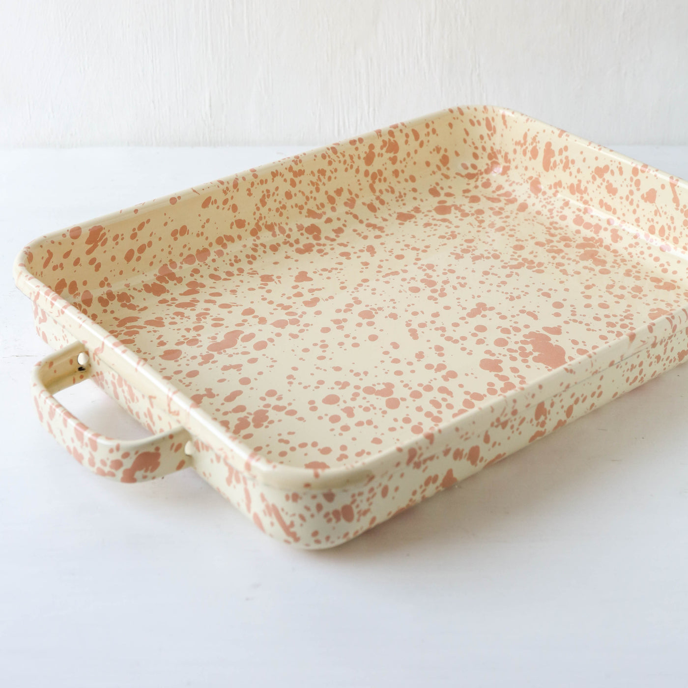 Splatterware Enamel Oven Pan with Handles - Peachy Pink