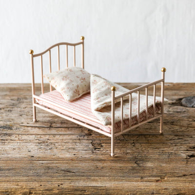 Maileg Mouse Vintage Bed - Rose