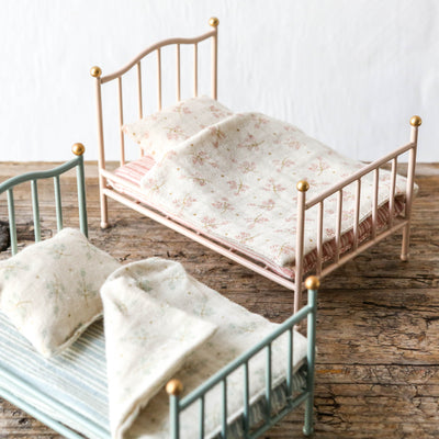 Maileg Mouse Vintage Bed - Mint