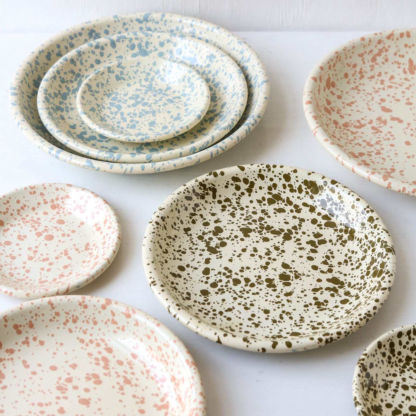Splatterware Enamel Pasta Plate - Peachy Pink