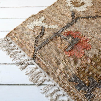 Beige Floral Kelim Woven Rug - 120 x 180cm