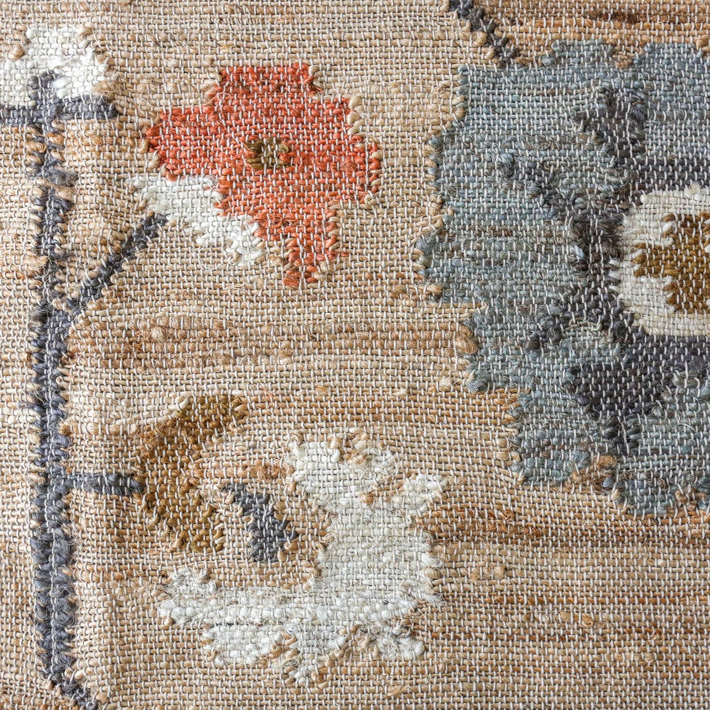 Beige Floral Kelim Woven Rug - 120 x 180cm