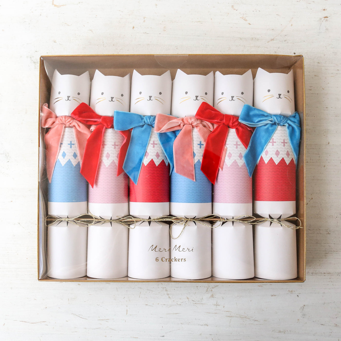 Cats with Velvet Bows Christmas Crackers