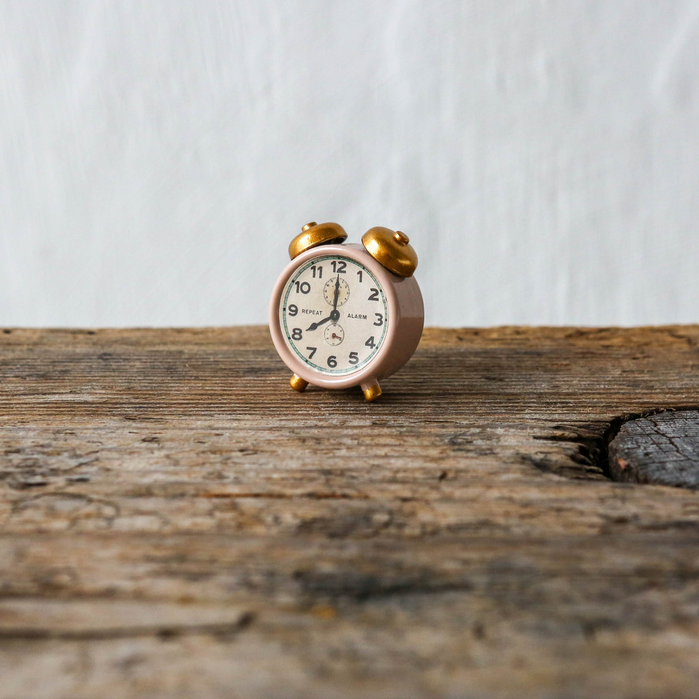 Alarm Clock for Maileg Mice - Powder