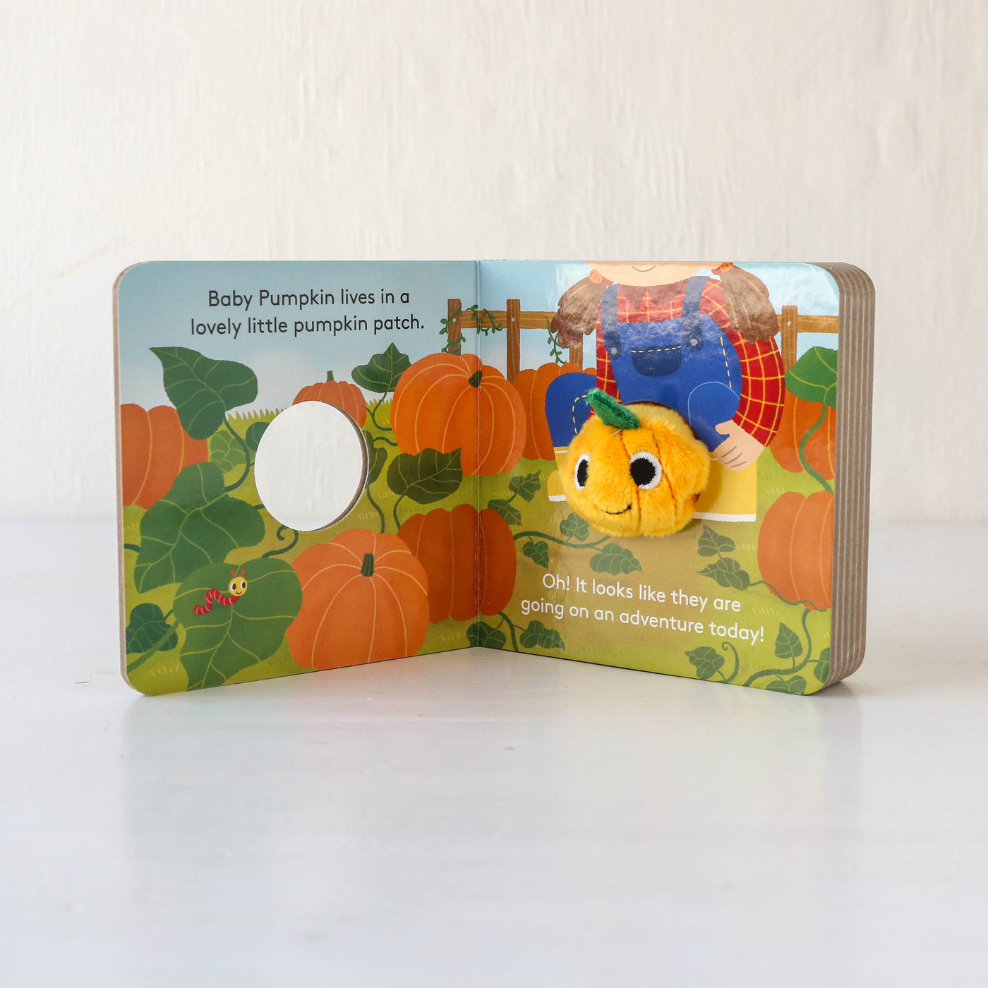 Finger Puppet Board Book - Baby Pumpkin