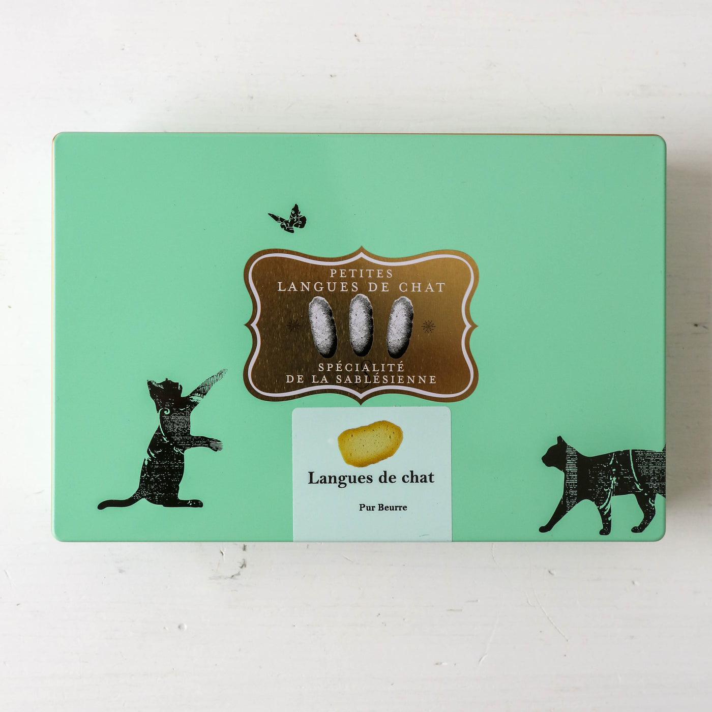 Langue’s de Chat Biscuits in Vintage Style Tin