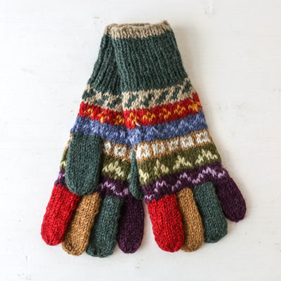 Wool gloves by Pachamama