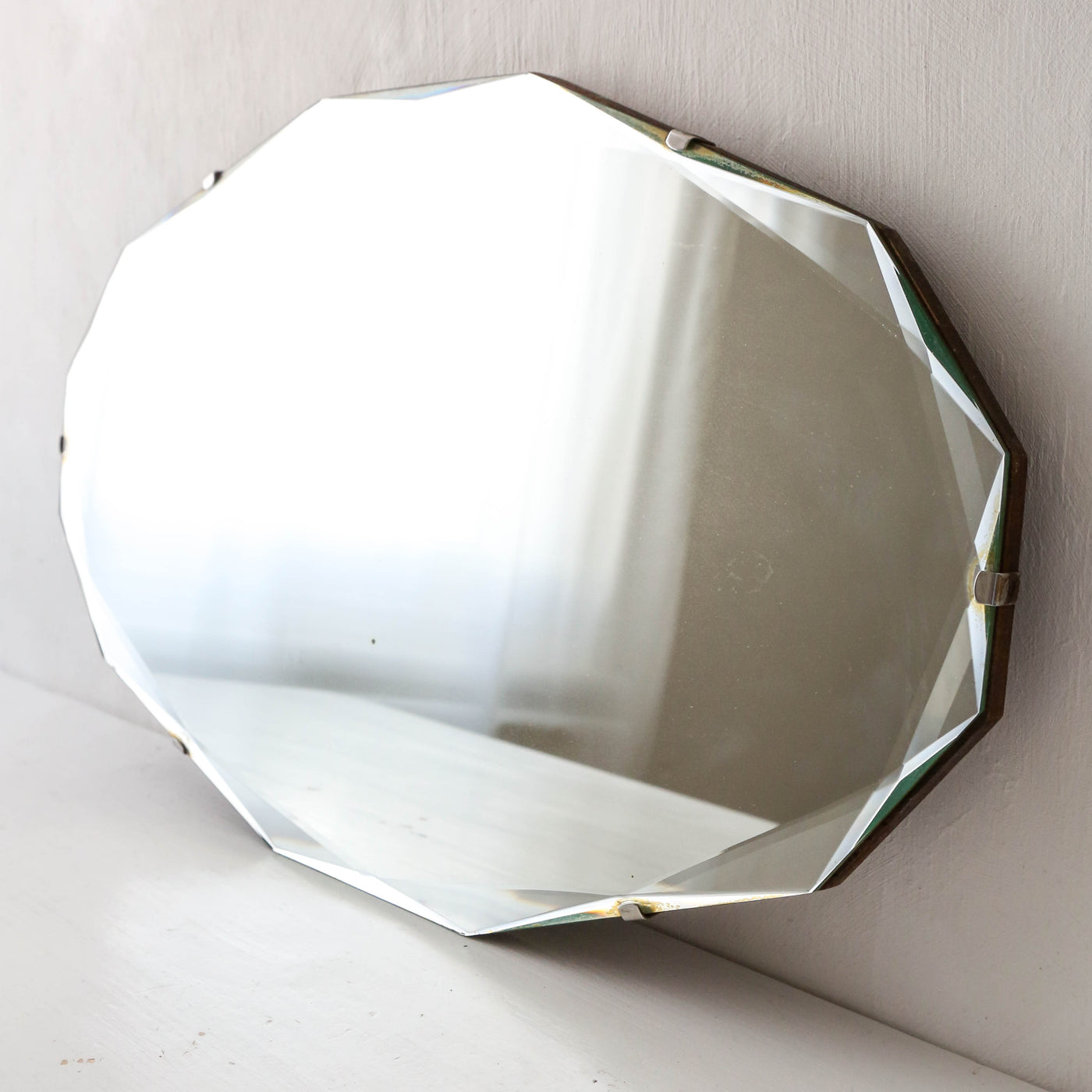 Vintage Mirror - Design 10 - Oval with Faceted Edge