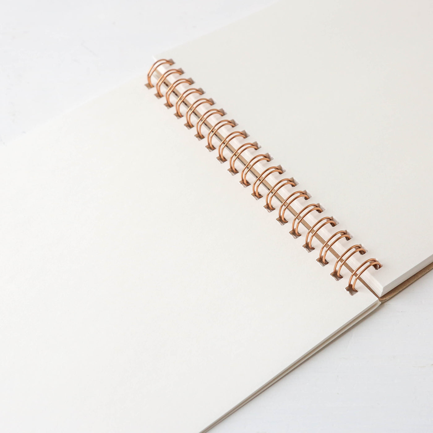 Hightide Penco B5 Sketch Book - Medium Paper