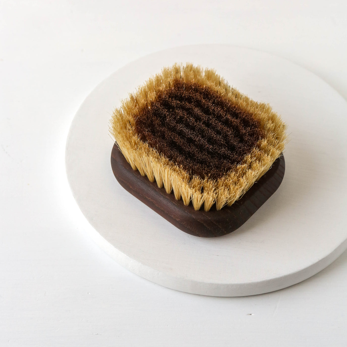 Borago Ionic Body Brush