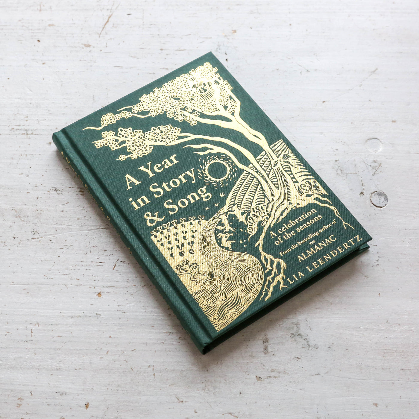 A Year in Story and Song : A Celebration of the Seasons