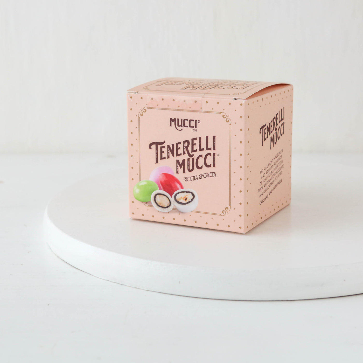 Tenerelli Mucci Cube of Coated Nuts 75g