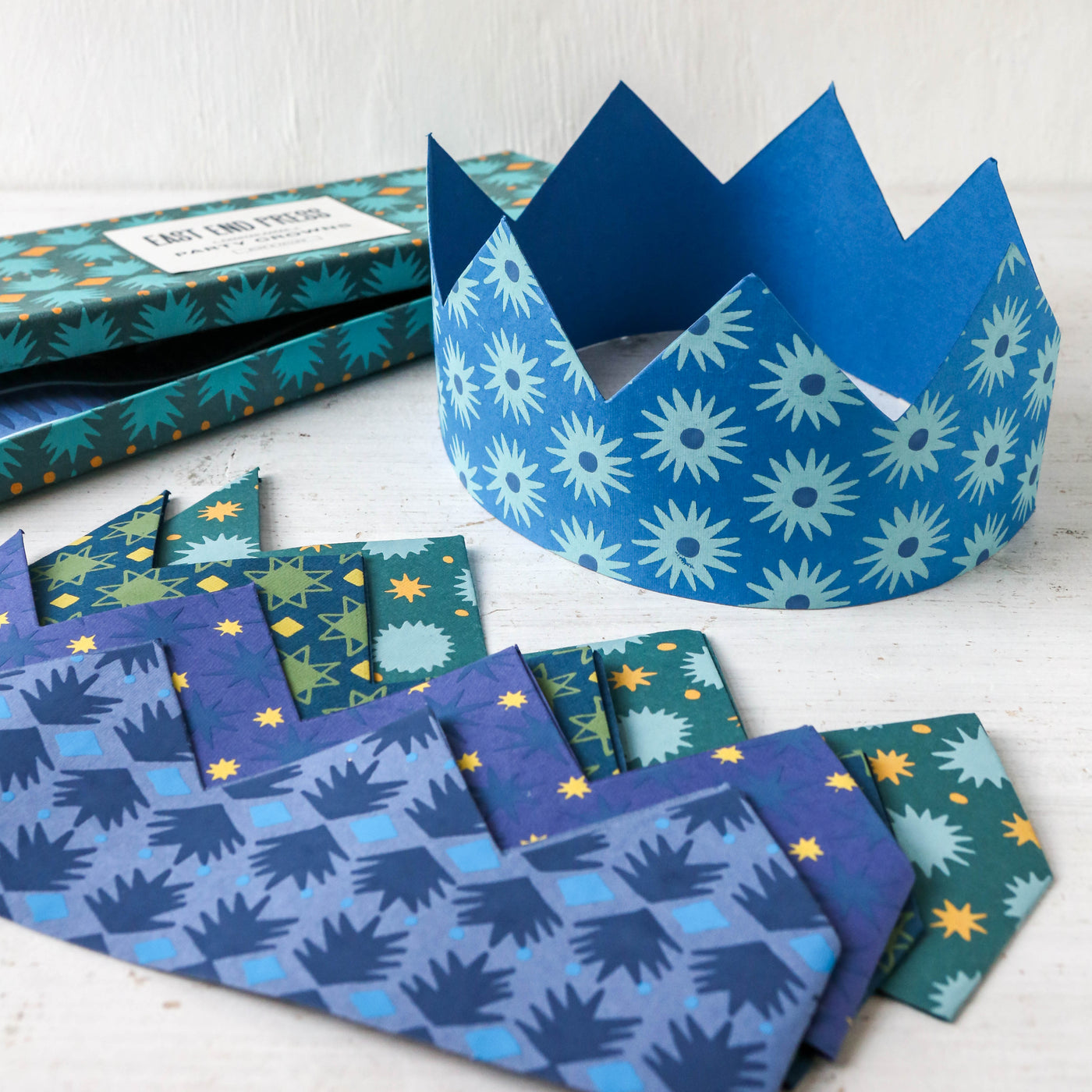 6 Screen Printed Paper Crowns - Blue