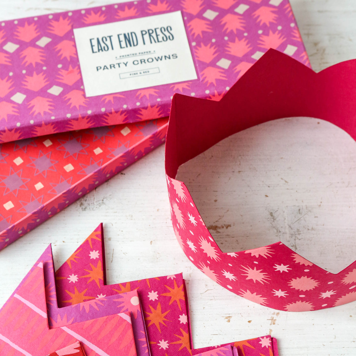 6 Screen Printed Paper Crowns - Pink