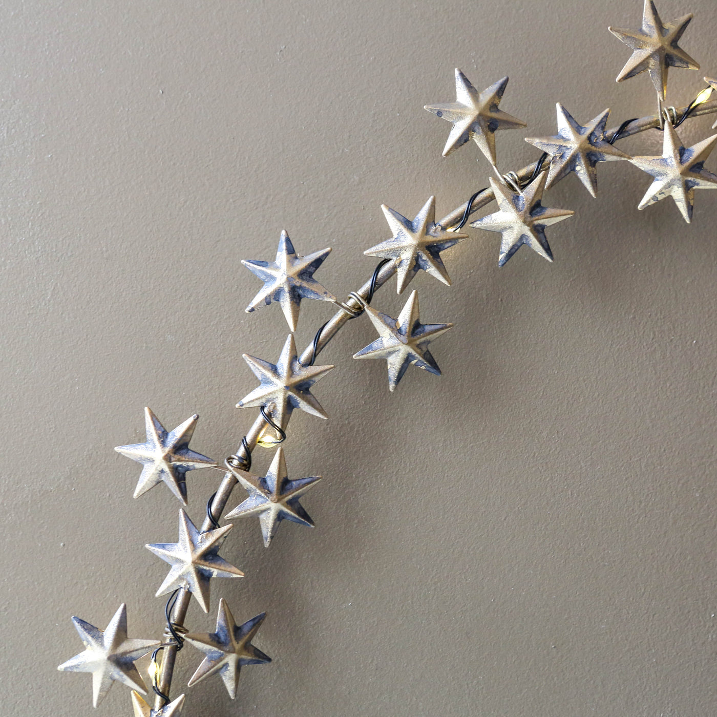 46cm Illuminated 'Starlight' Wreath - Gold Pressed Metal, Battery Powered