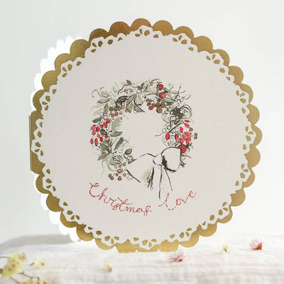 Christmas Love Wreath - Circular Gold Scalloped Card