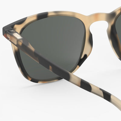Reading Sunglasses - Design 'E' in Light Tortoise by Izipizi