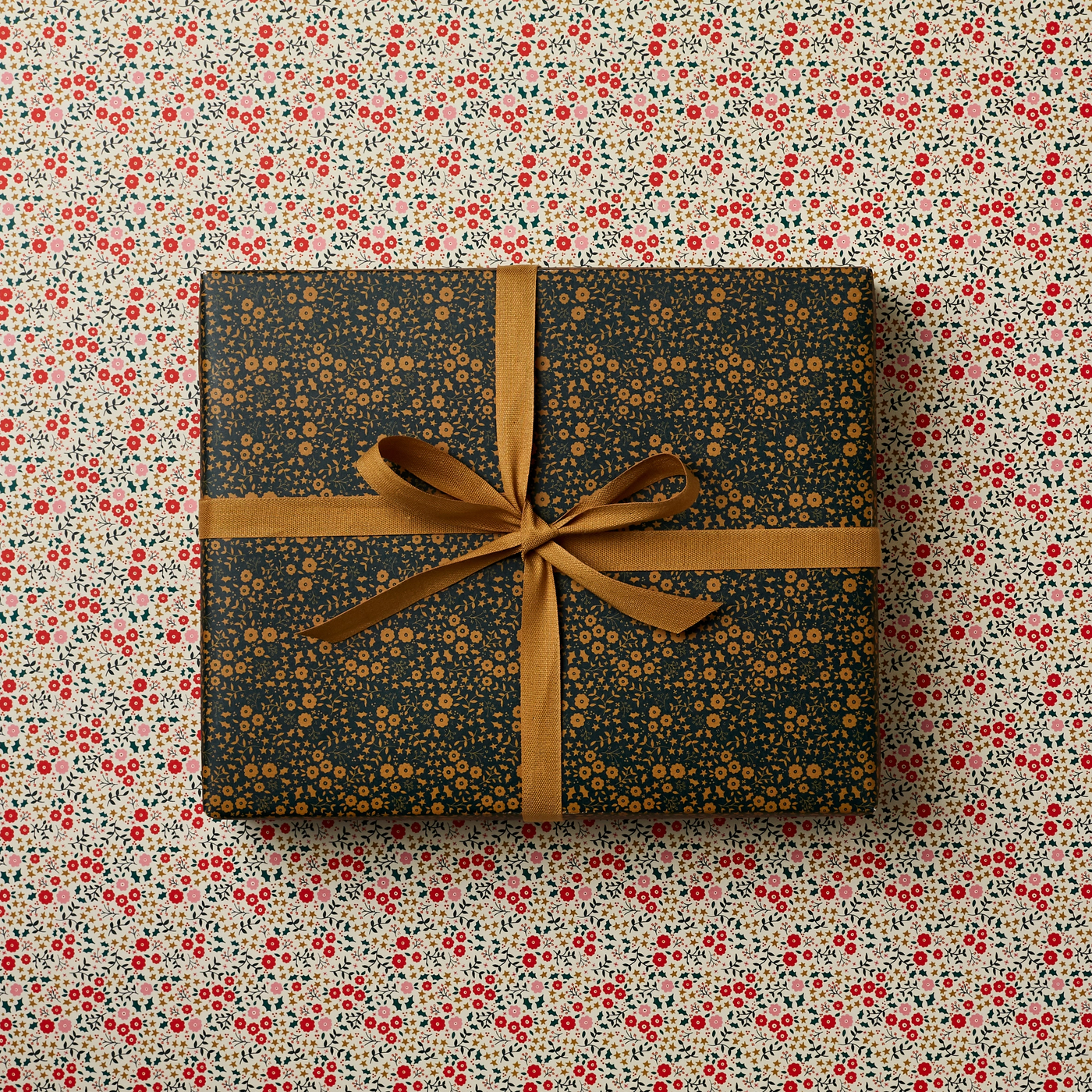 Little Flower & Star Double Sided Wrapping Paper