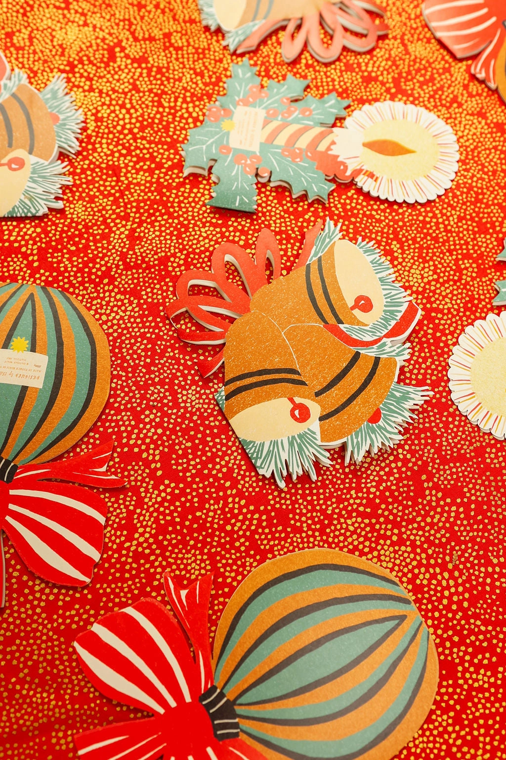 Bauble Die Cut Card