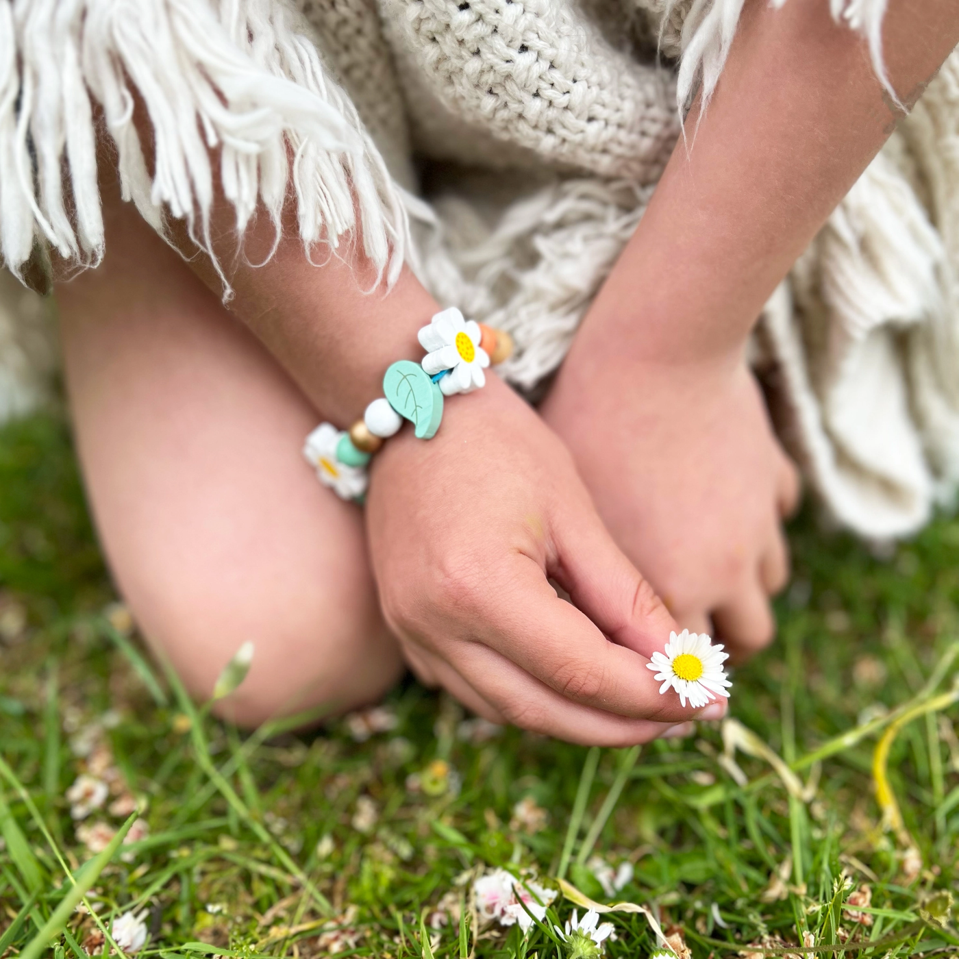 Beaded Bracelet Kit - Daisy Chain
