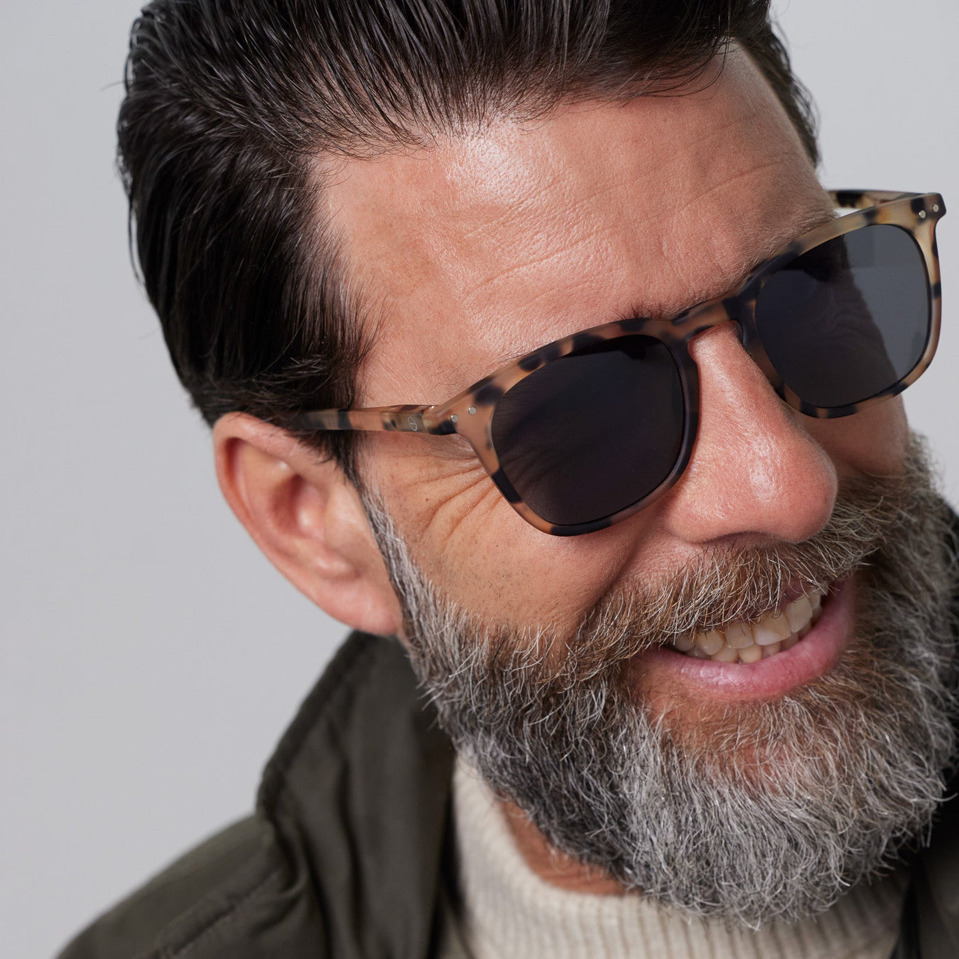 Reading Sunglasses - Design 'E' in Light Tortoise by Izipizi