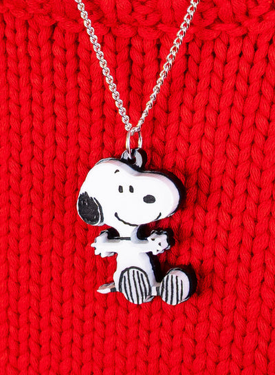 Snoopy Hug Pendant Necklace