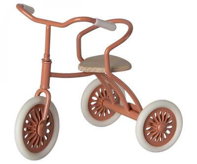 NEW Abri à Tricycle for Maileg Mice