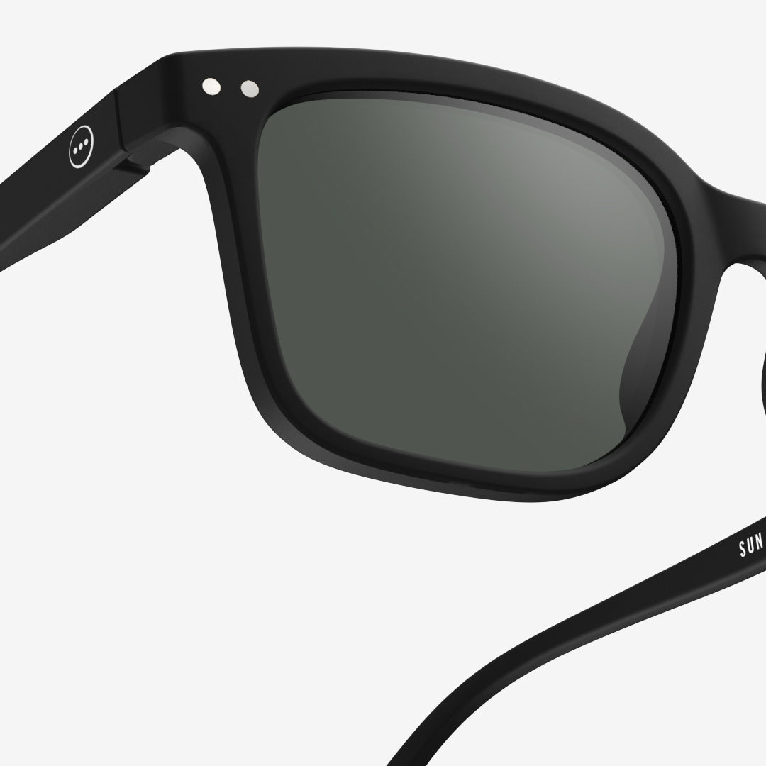 Sunglasses - Design 'L' in Black by Izipizi