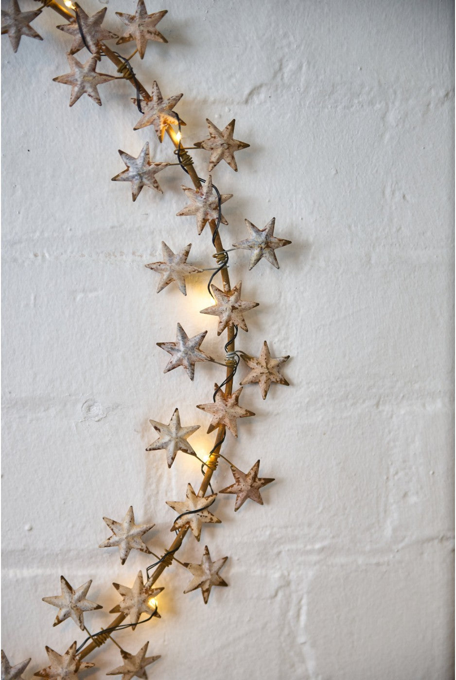 46cm Illuminated 'Starlight' Wreath - Antique Pressed Metal, Battery Powered