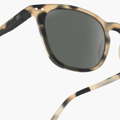 Reading Sunglasses - Design 'E' in Light Tortoise by Izipizi