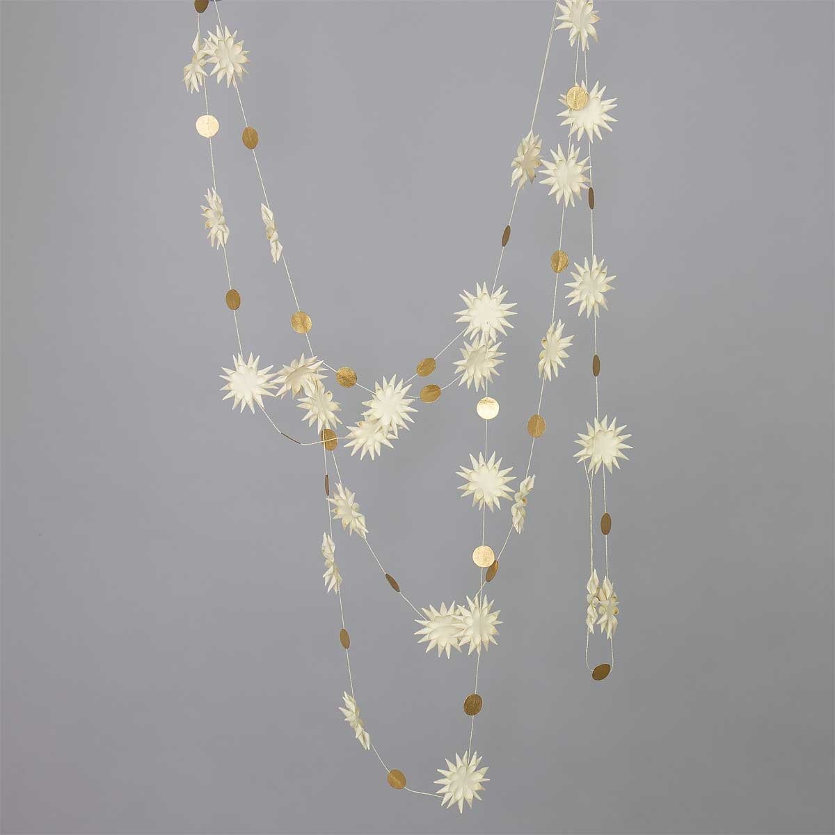 Kotte Star Garland with Gold Dots