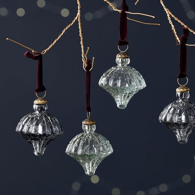 8cm Onir Glass Bauble