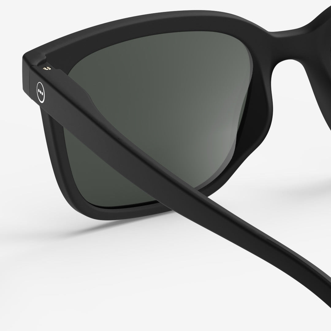 Sunglasses - Design 'L' in Black by Izipizi