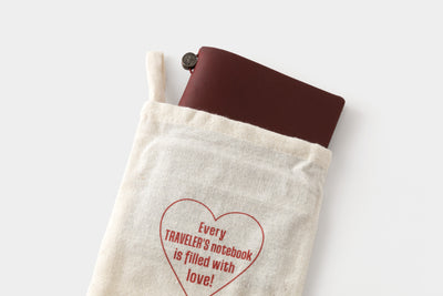 TRAVELER'S notebook Red LOVE AND TRIP Edition - Passport Size