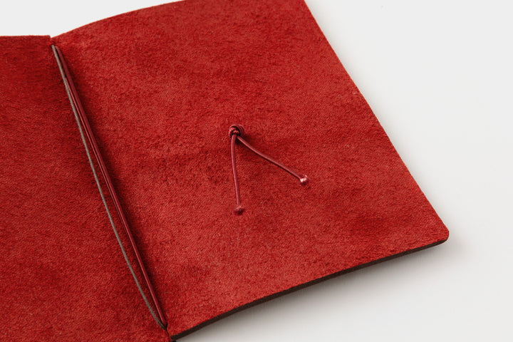 TRAVELER'S notebook Red LOVE AND TRIP Edition - Passport