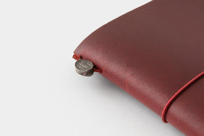 TRAVELER'S notebook Red LOVE AND TRIP Edition - Passport Size