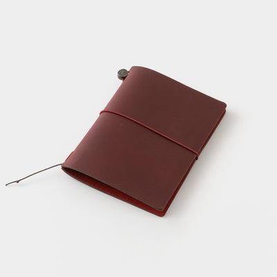 TRAVELER'S notebook Red LOVE AND TRIP Edition - Passport Size