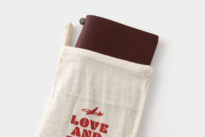 TRAVELER'S notebook Red LOVE AND TRIP Edition - Passport Size