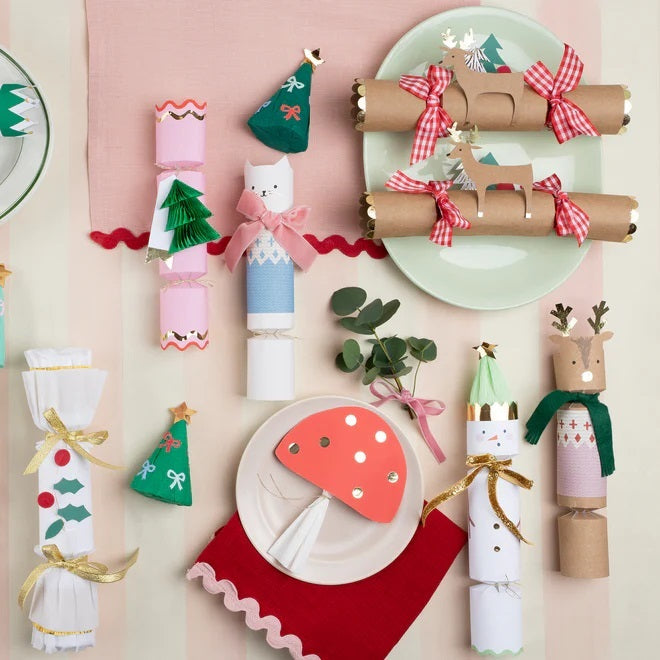Cats with Velvet Bows Christmas Crackers