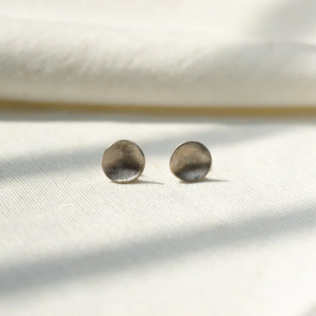 Mini Molten Studs